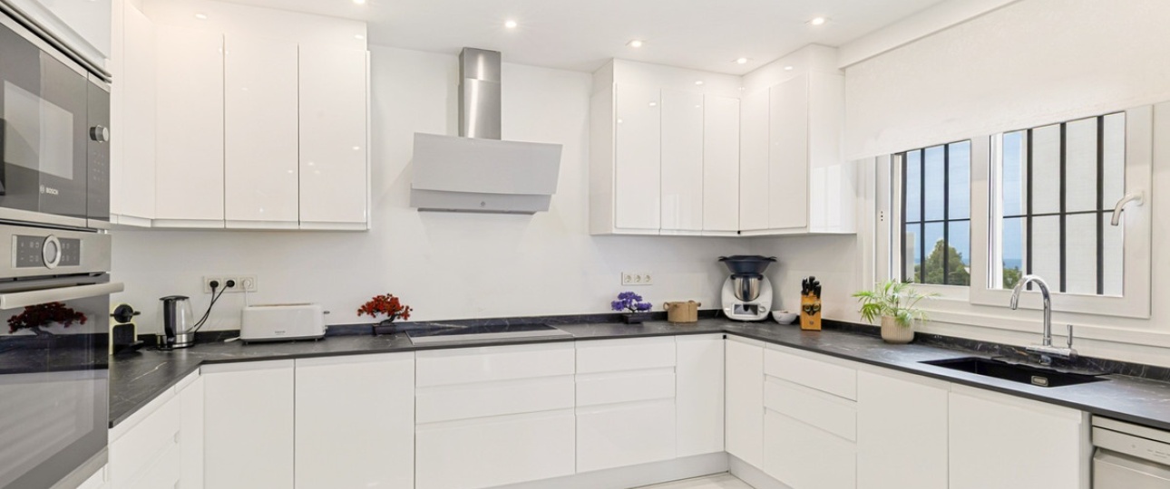 Resale - apartment - Marbella - Cortijo Blanco