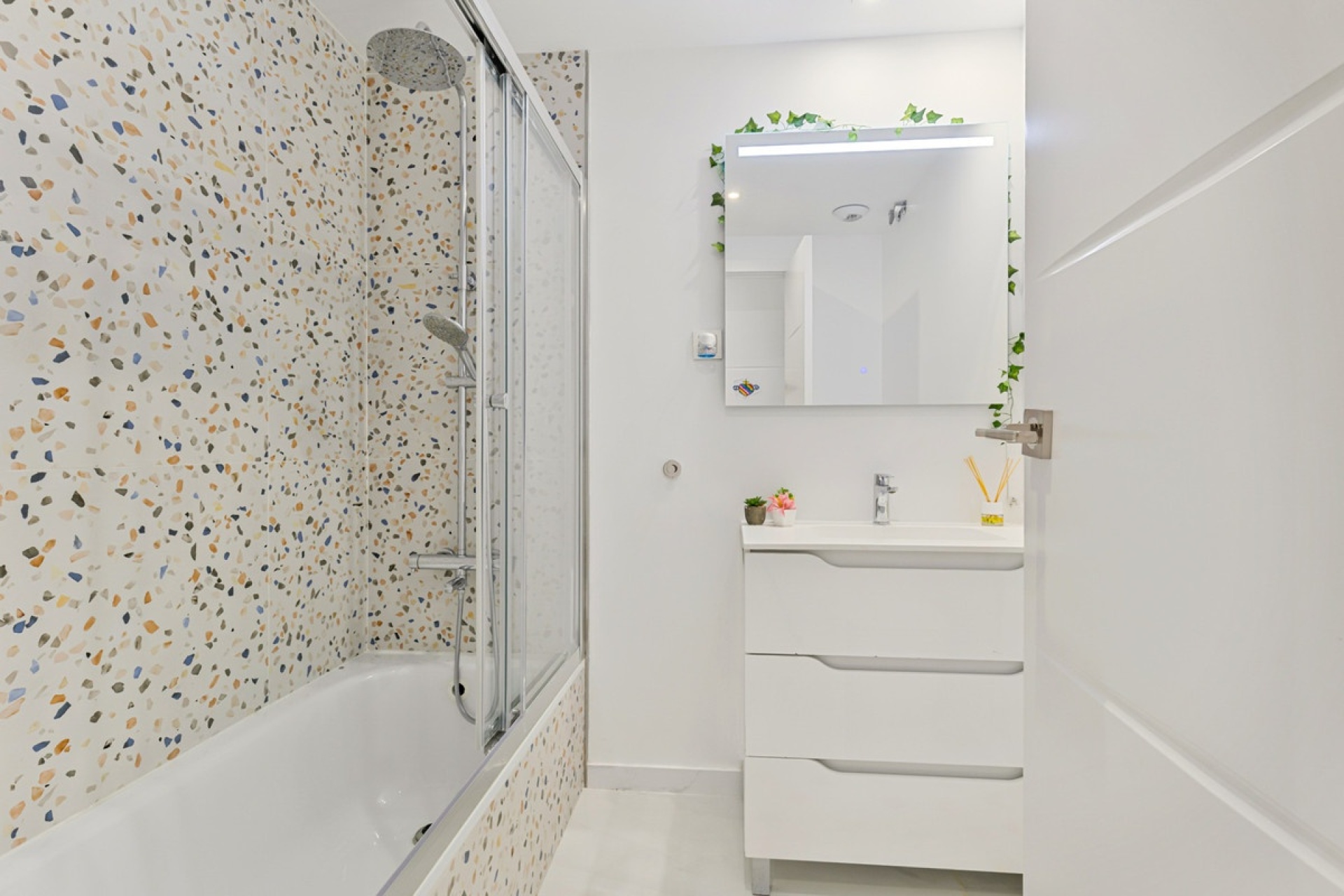 Resale - apartment - Marbella - Cortijo Blanco