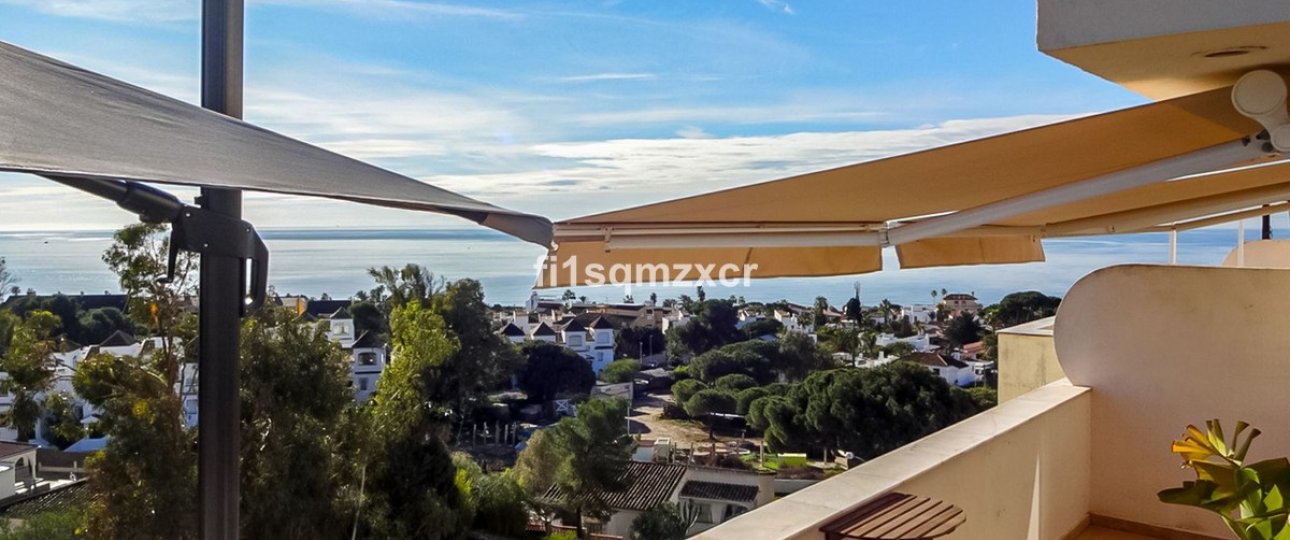 Resale - apartment - Marbella - Costabella