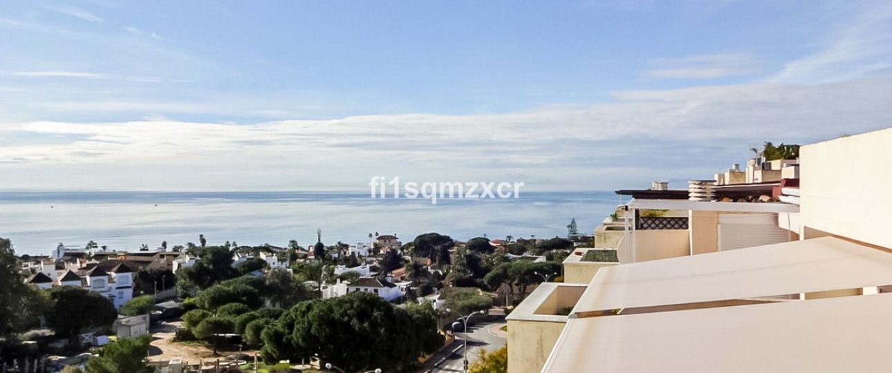 Resale - apartment - Marbella - Costabella