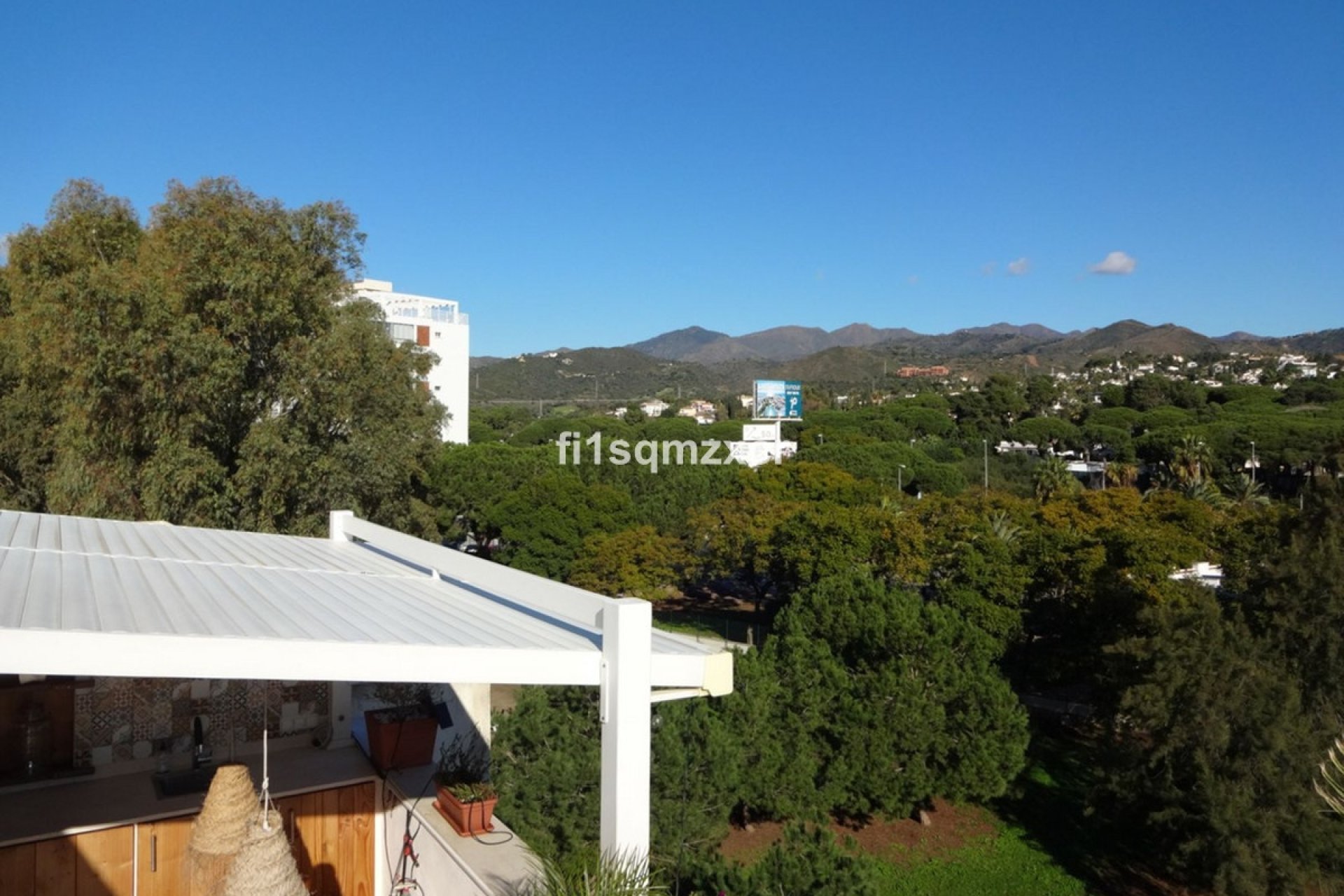 Resale - apartment - Marbella - Costabella