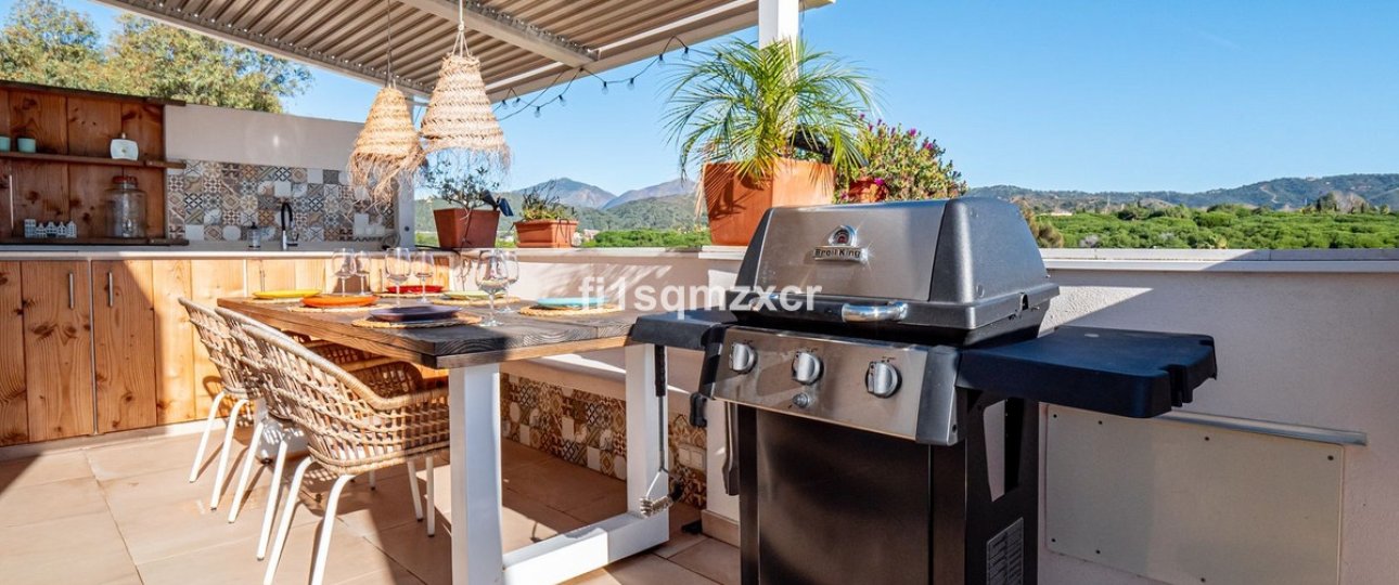 Resale - apartment - Marbella - Costabella