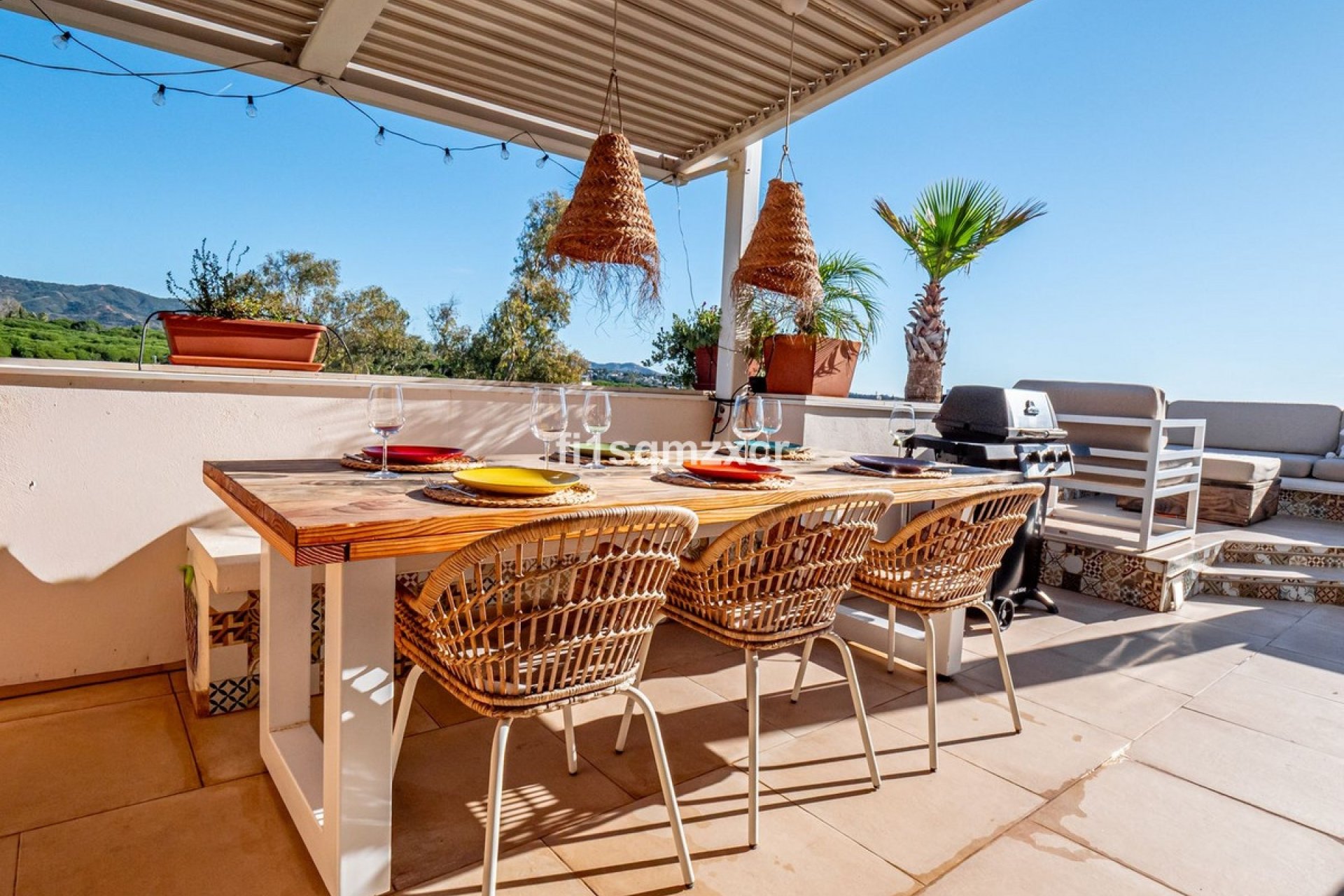 Resale - apartment - Marbella - Costabella