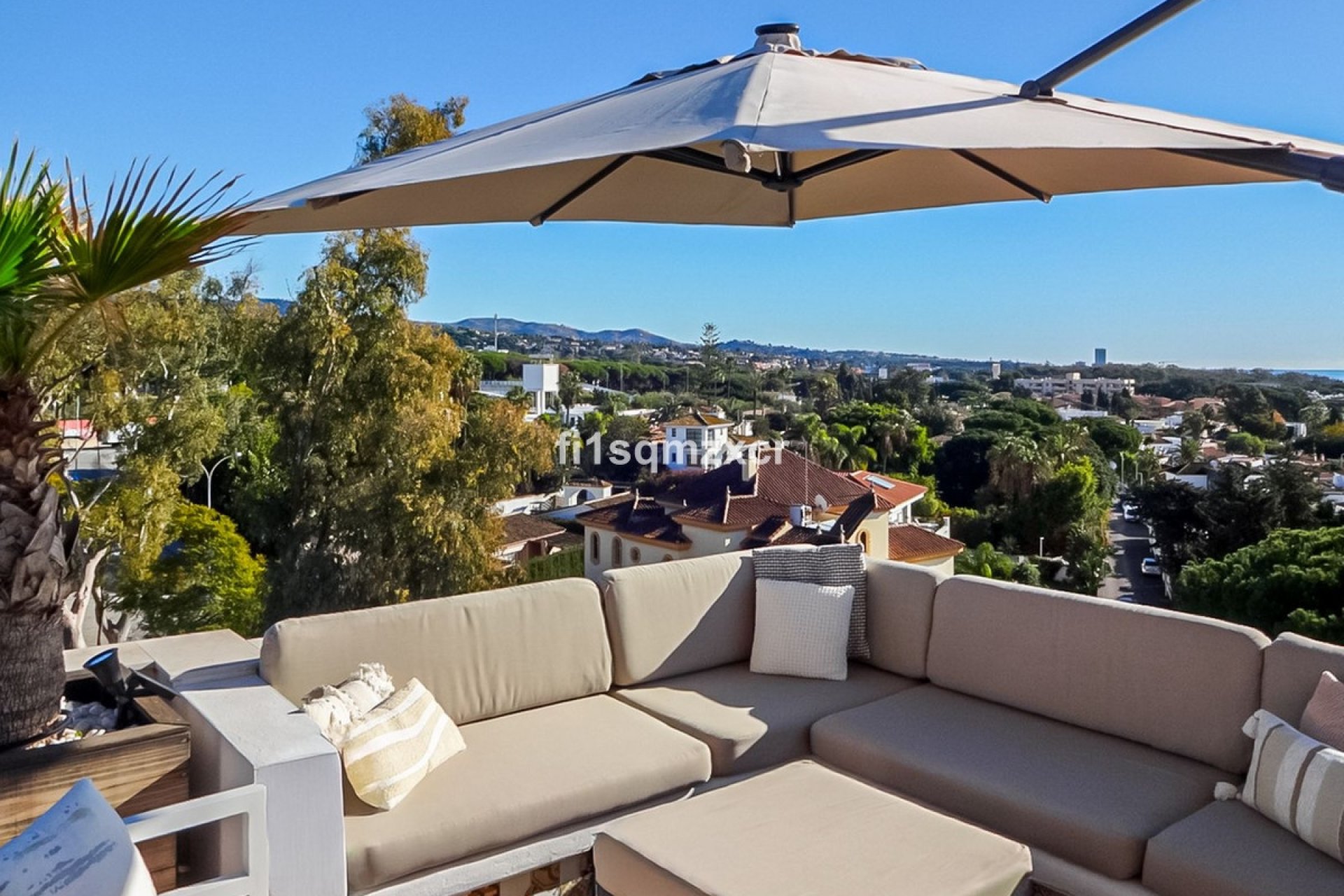 Resale - apartment - Marbella - Costabella