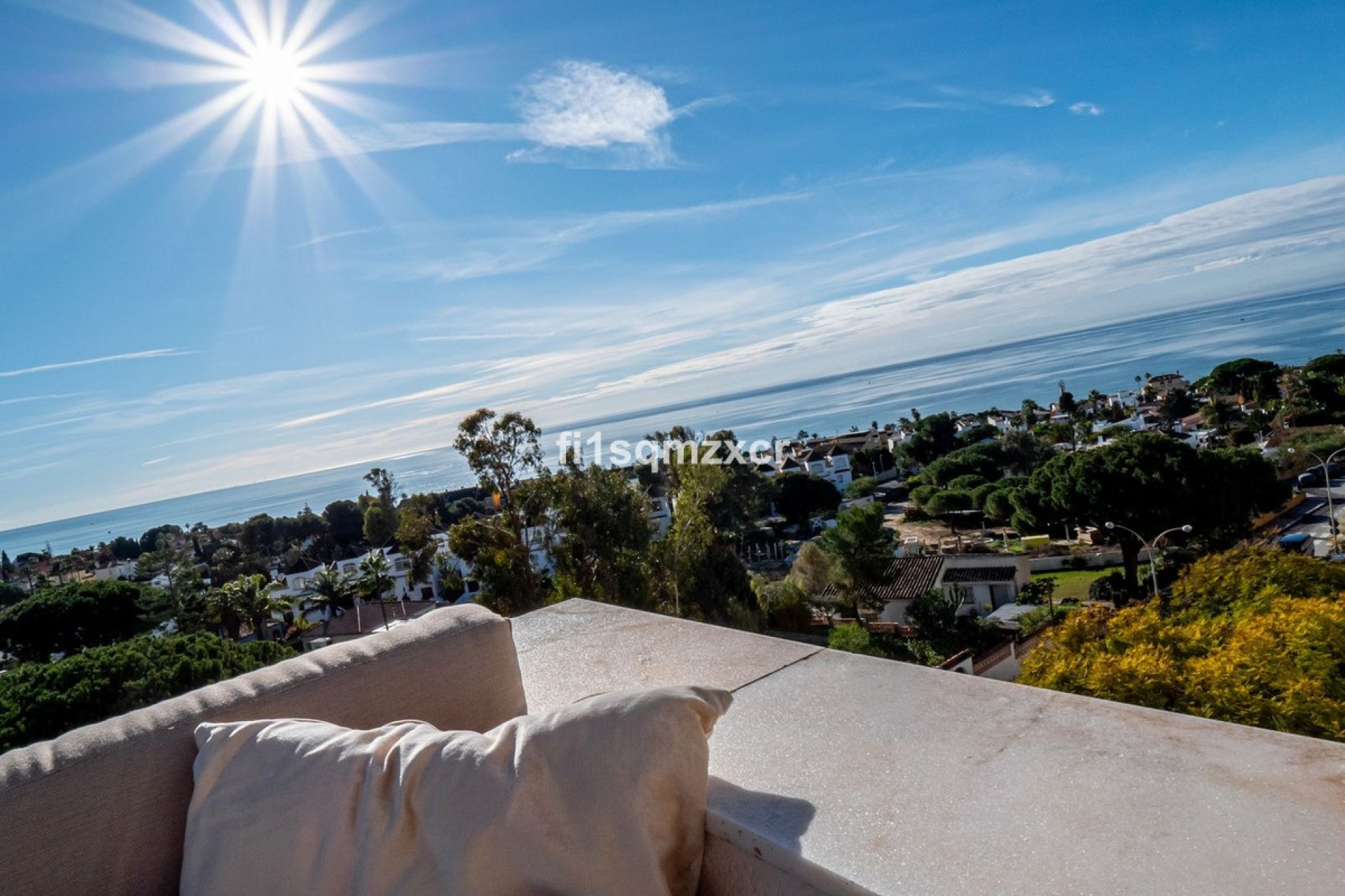 Resale - apartment - Marbella - Costabella