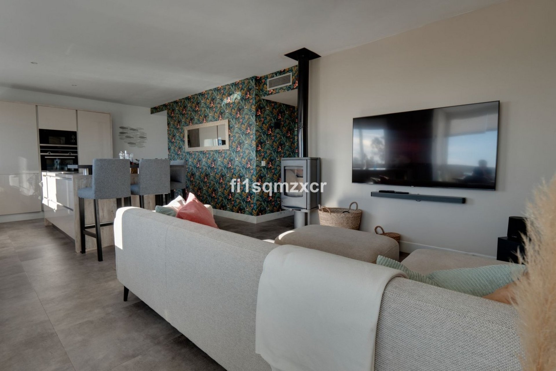 Resale - apartment - Marbella - Costabella