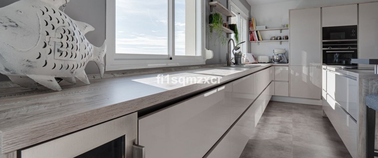 Resale - apartment - Marbella - Costabella
