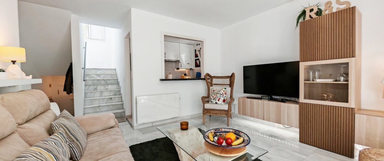 Resale - apartment - Marbella - Costabella