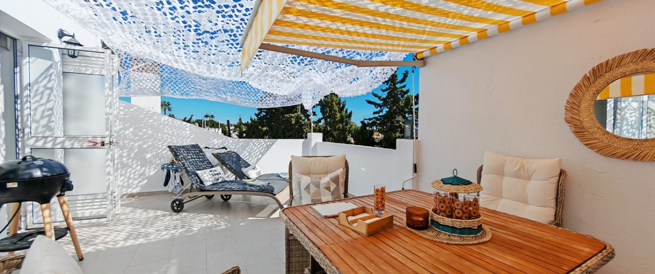 Resale - apartment - Marbella - Costabella