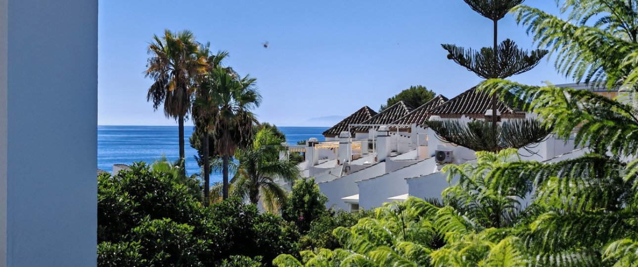 Resale - apartment - Marbella - Costabella