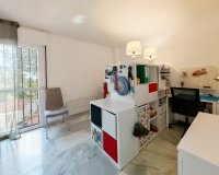 Resale - apartment - Marbella - Costabella