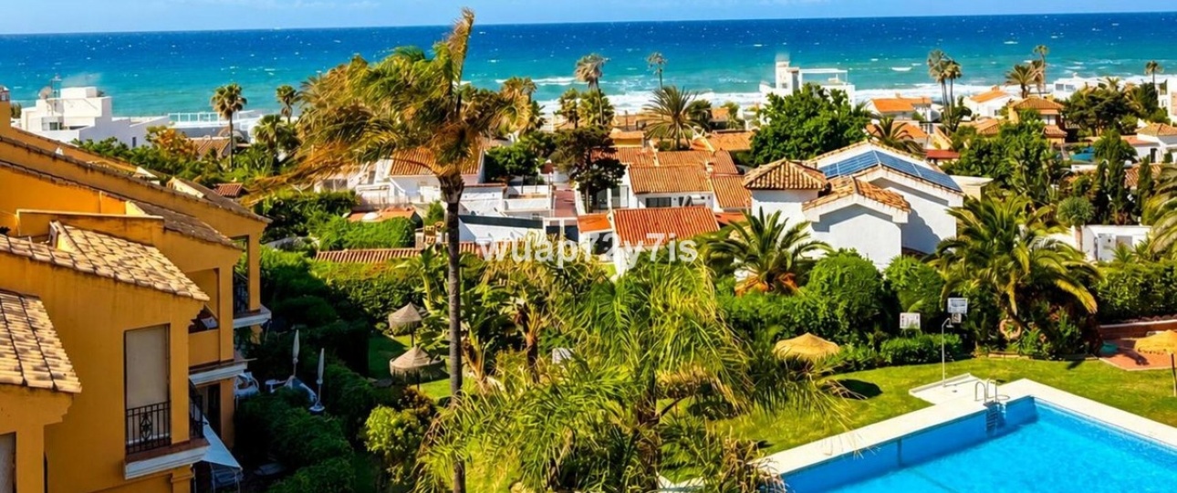 Resale - apartment - Marbella - Costabella
