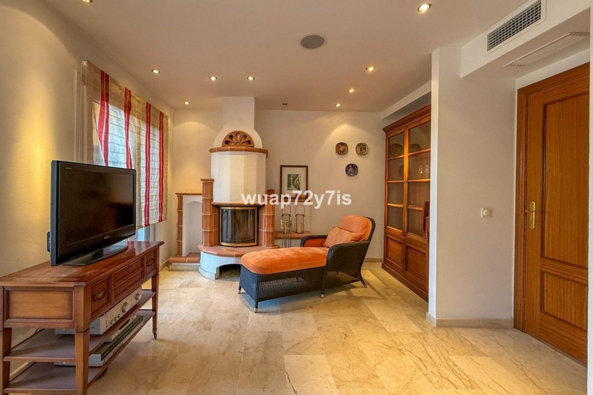 Resale - apartment - Marbella - Costabella