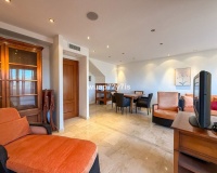 Resale - apartment - Marbella - Costabella