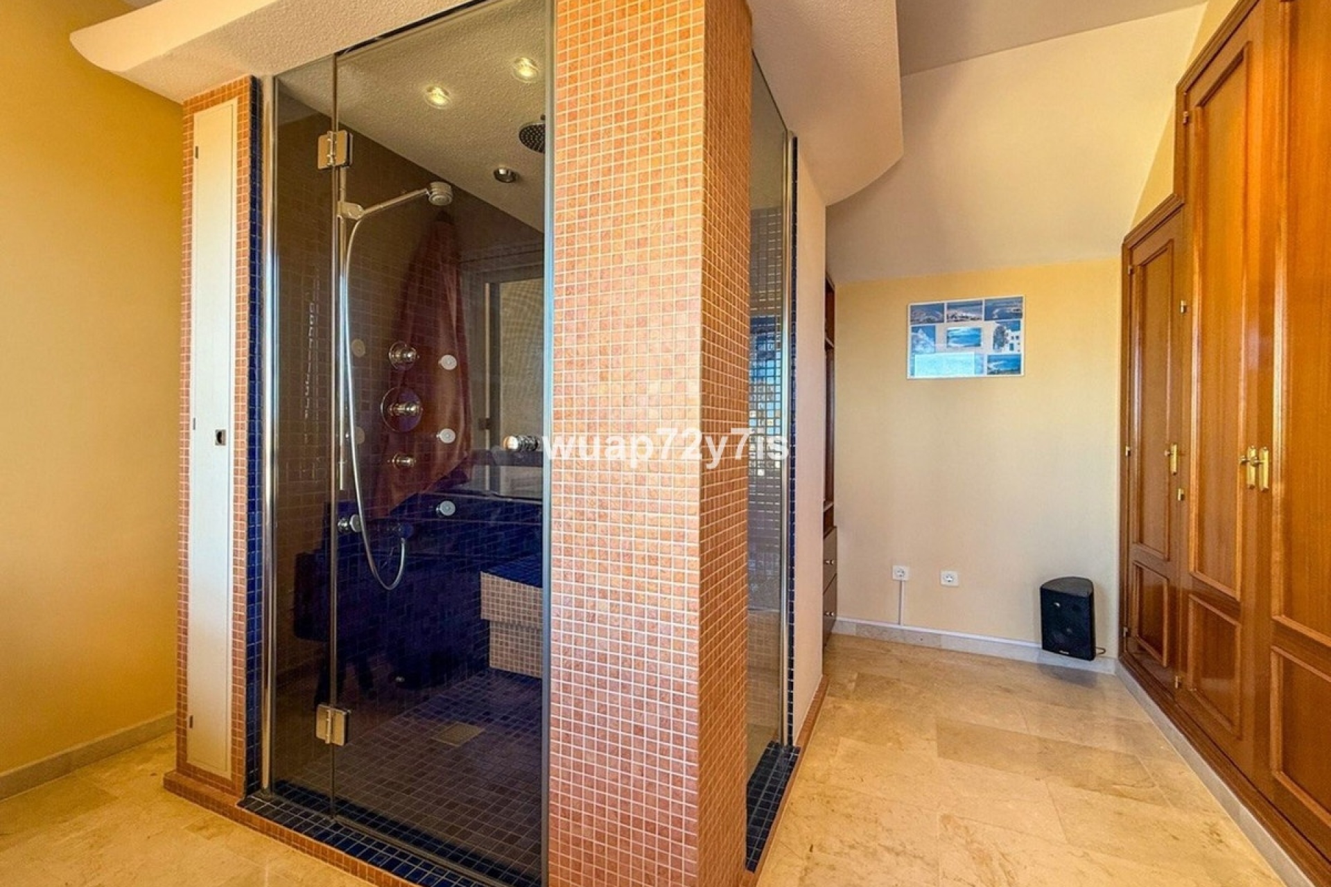 Resale - apartment - Marbella - Costabella