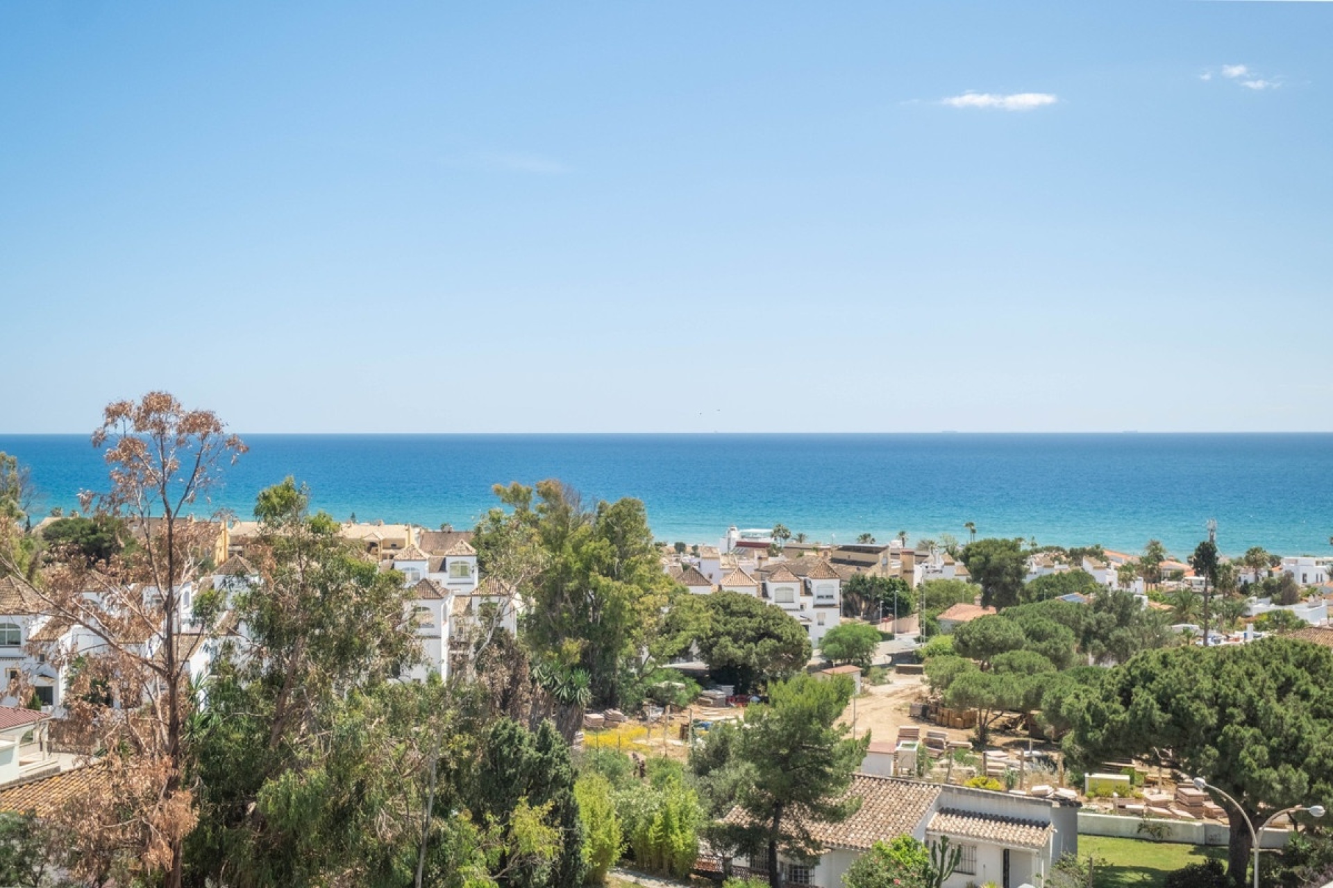 Resale - apartment - Marbella - Costabella