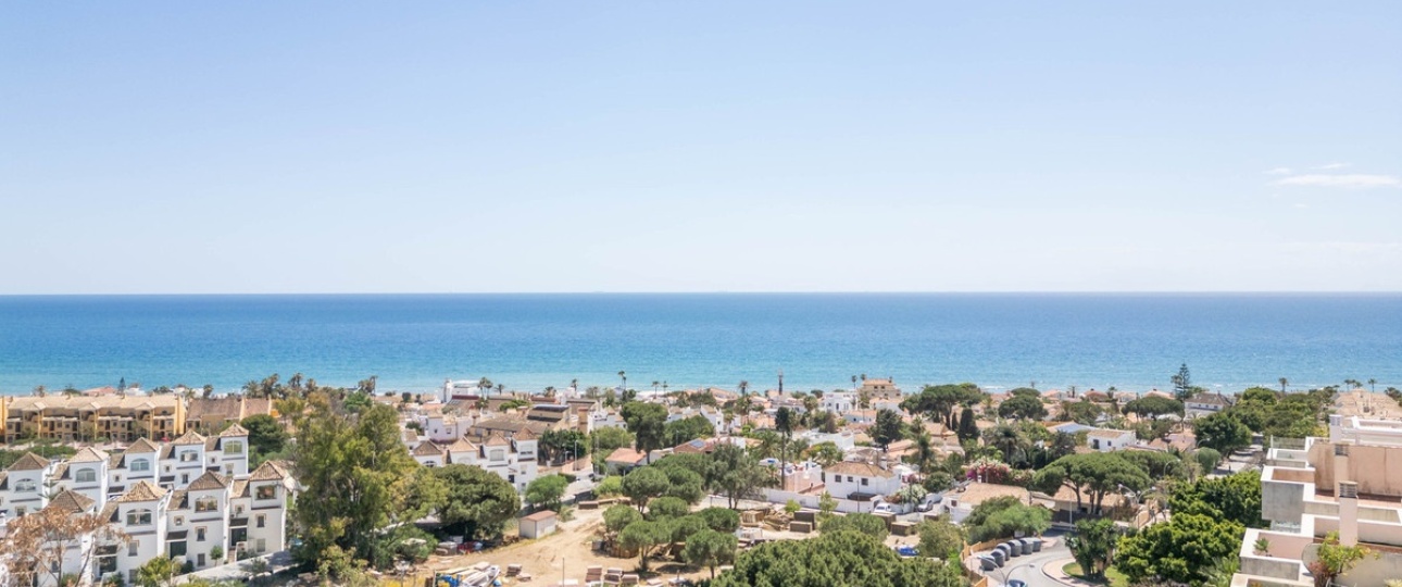 Resale - apartment - Marbella - Costabella