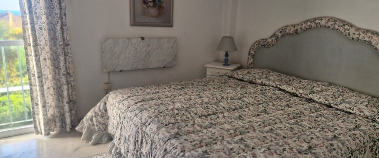 Resale - apartment - Marbella - Costabella