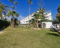 Resale - apartment - Marbella - Costabella
