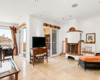 Resale - apartment - Marbella - Costabella