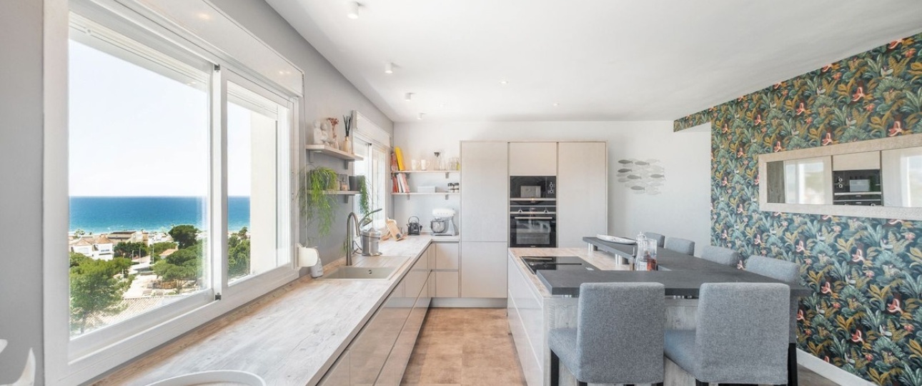 Resale - apartment - Marbella - Costabella