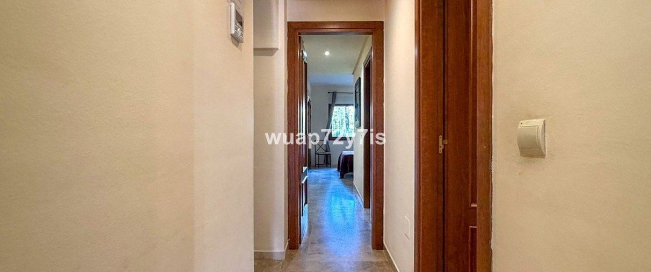 Resale - apartment - Marbella - El Rosario
