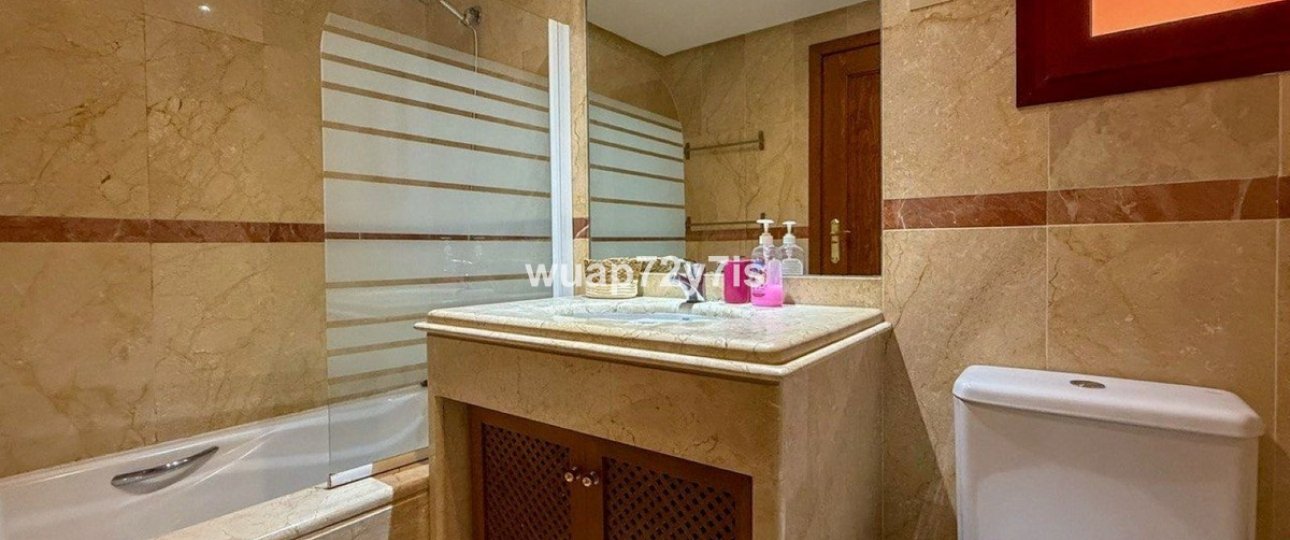 Resale - apartment - Marbella - El Rosario