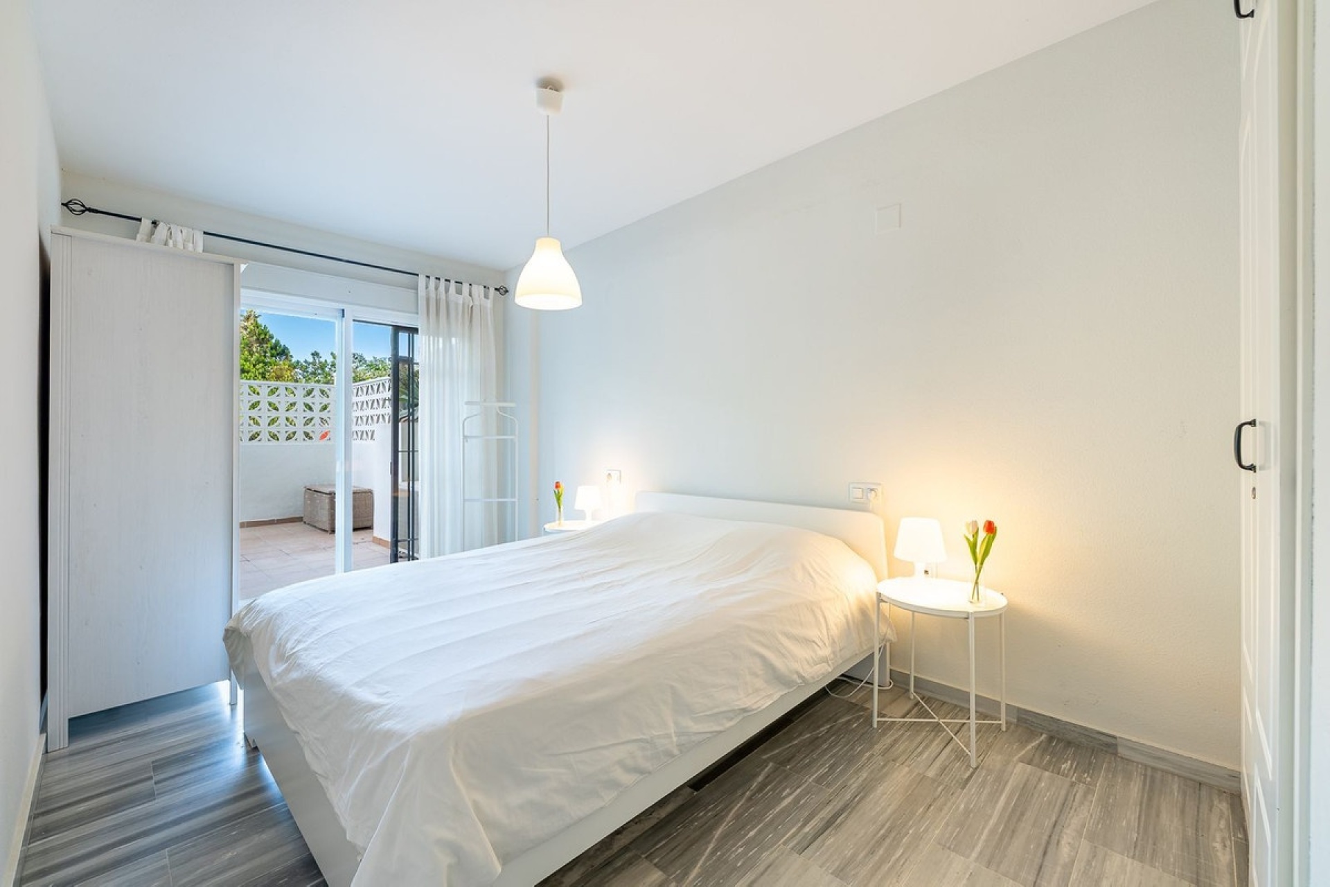 Resale - apartment - Marbella - El Rosario