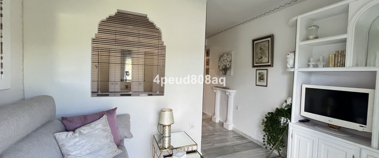 Resale - apartment - Marbella - El Rosario