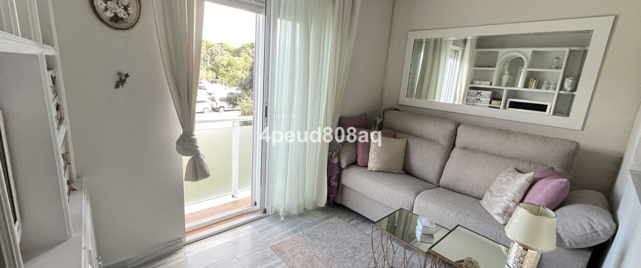 Resale - apartment - Marbella - El Rosario
