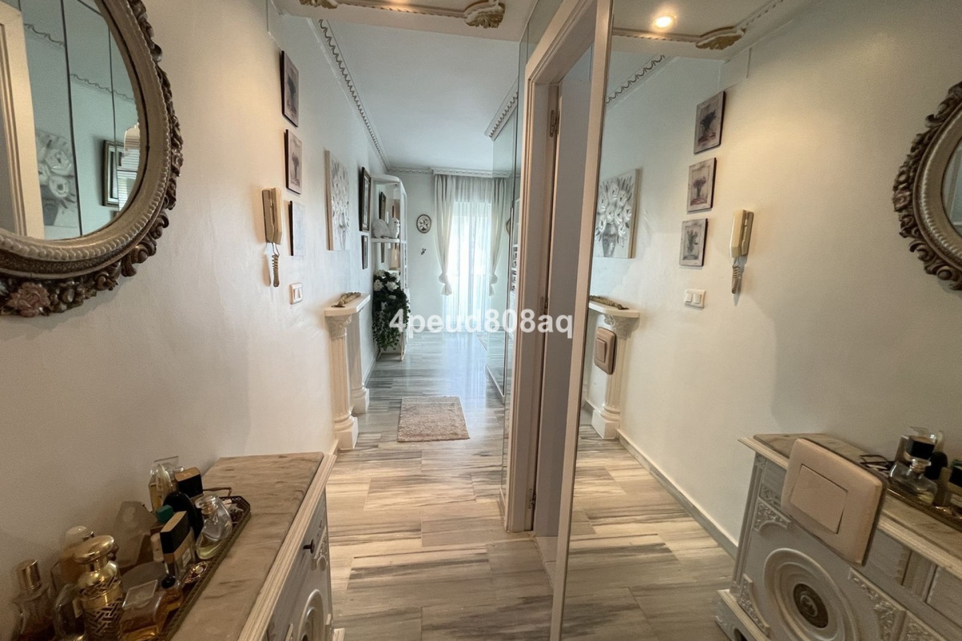 Resale - apartment - Marbella - El Rosario