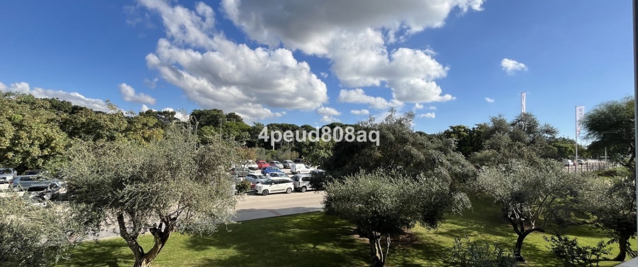 Resale - apartment - Marbella - El Rosario