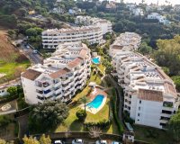 Resale - apartment - Marbella - Elviria