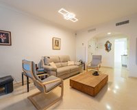 Resale - apartment - Marbella - Elviria