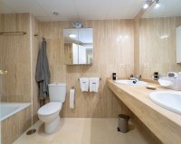 Resale - apartment - Marbella - Elviria
