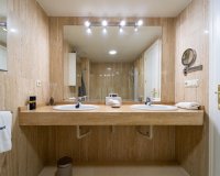 Resale - apartment - Marbella - Elviria