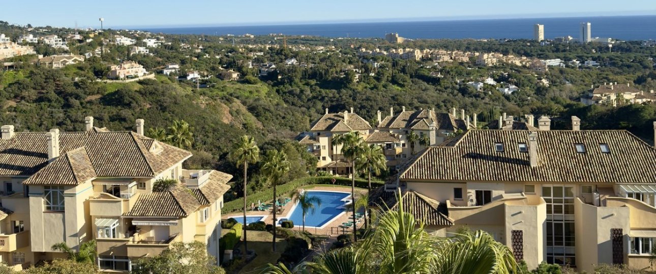 Resale - apartment - Marbella - Elviria