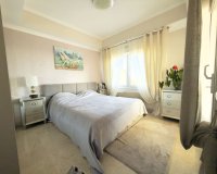 Resale - apartment - Marbella - Elviria