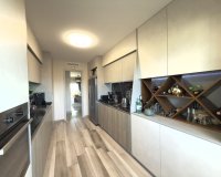Resale - apartment - Marbella - Elviria