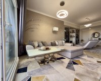 Resale - apartment - Marbella - Elviria