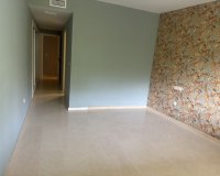 Resale - apartment - Marbella - Elviria