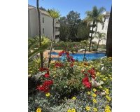 Resale - apartment - Marbella - Elviria