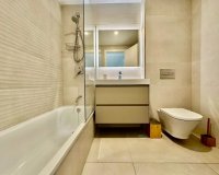 Resale - apartment - Marbella - Elviria