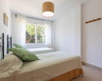 Resale - apartment - Marbella - Elviria