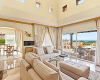 Resale - apartment - Marbella - Elviria