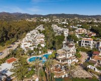 Resale - apartment - Marbella - Elviria