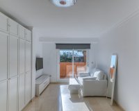 Resale - apartment - Marbella - Elviria