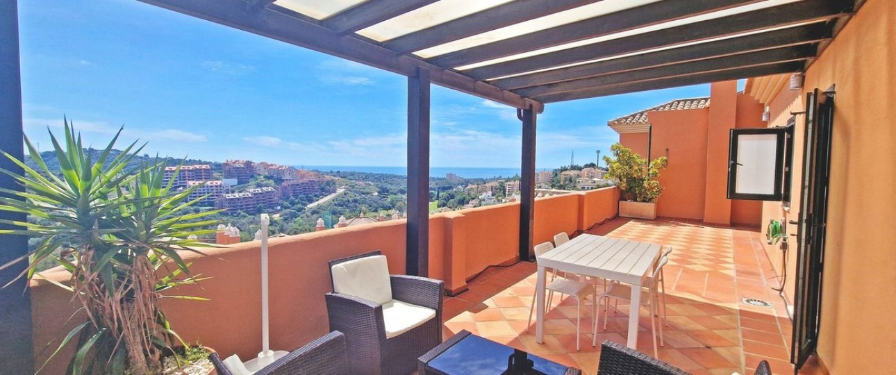 Resale - apartment - Marbella - Elviria