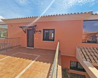 Resale - apartment - Marbella - Elviria