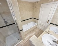 Resale - apartment - Marbella - Elviria